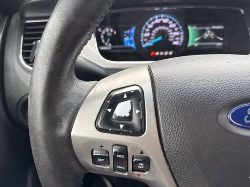 Used 2018 Ford Taurus SEL w/ Equipment Group 201A image 24