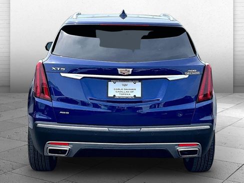 Certified 2025 Cadillac XT5 Premium Luxury w/ Technology Package AWD/4WD image 3