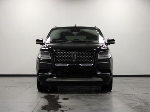 Used 2019 Lincoln Navigator L Select w/ Technology Package image 9