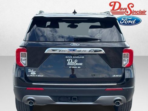 Used 2024 Ford Explorer Limited w/ Equipment Group 301A AWD/4WD image 8