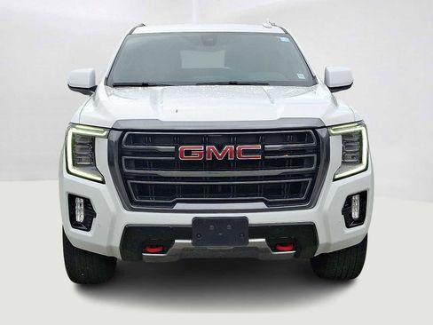 Used 2022 GMC Yukon AT4 image 3