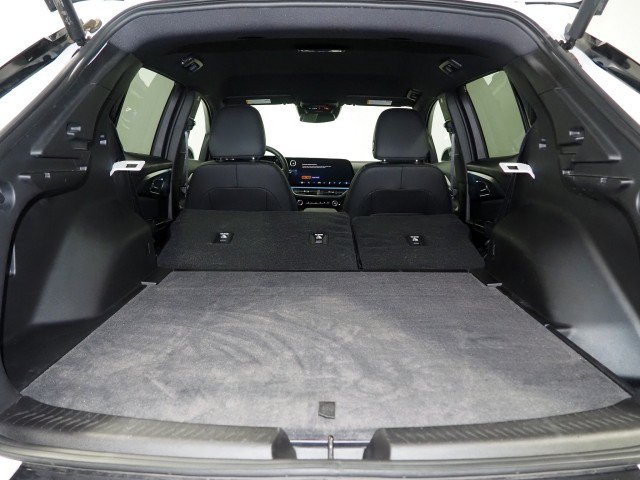 Used 2024 Chevrolet Equinox EV FWD LT w/ 2LT w/ LPO, Blackout Package image 45
