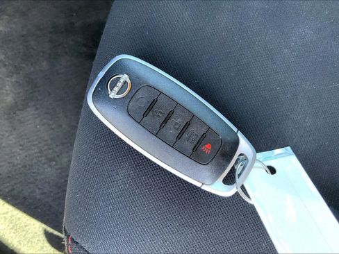 Used 2025 Nissan Sentra SR image 15