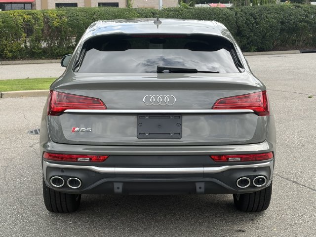 Used 2023 Audi SQ5 Prestige AWD/4WD image 6