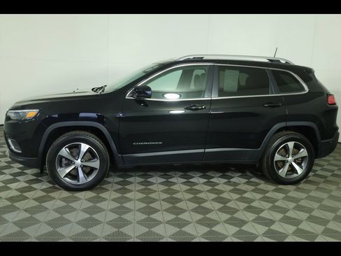 Used 2021 Jeep Cherokee Limited image 15