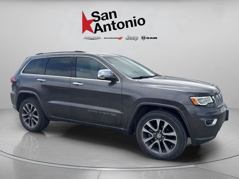Used 2017 Jeep Grand Cherokee Overland AWD/4WD image 28