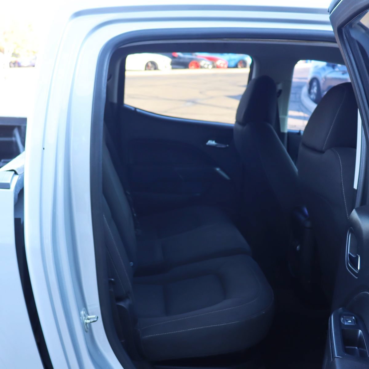 Used 2018 Chevrolet Colorado LT RWD image 27