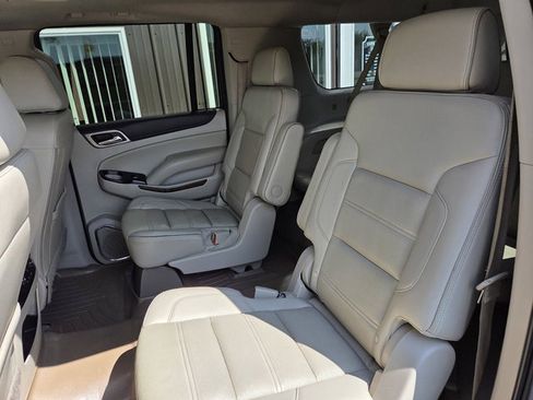 Used 2019 GMC Yukon XL Denali w/ Denali Ultimate Package AWD/4WD image 23