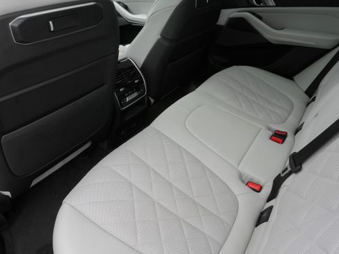 Certified 2026 BMW X5 sDrive40i RWD image 33