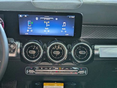 New 2026 Mercedes-Benz GLB 250 image 14