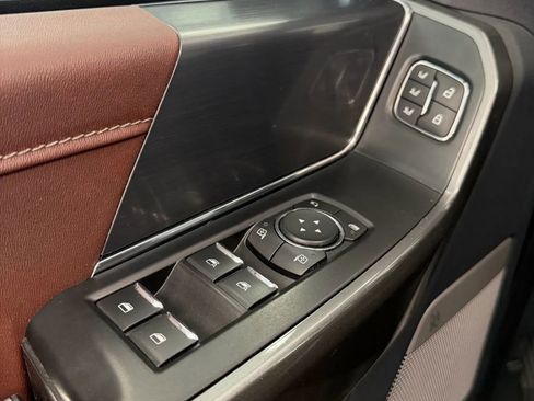 Used 2022 Ford F150 Lariat w/ Equipment Group 502A High image 27