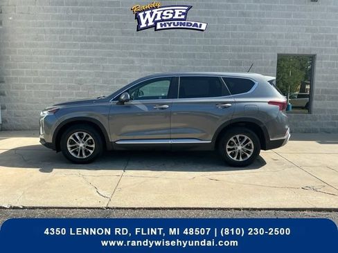 Used 2020 Hyundai Santa Fe SE AWD/4WD image 5