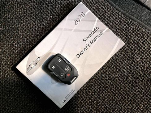 Used 2020 Chevrolet Silverado 1500 High Country w/ Technology Package image 31