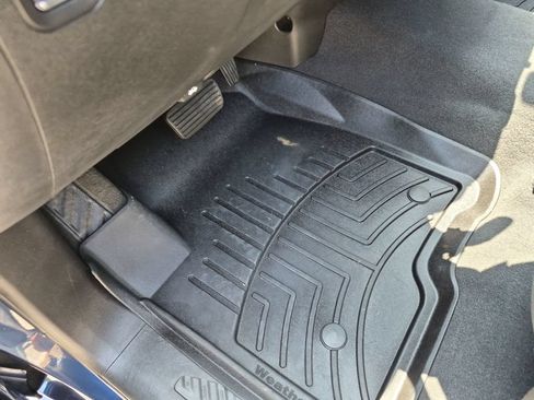 Used 2022 Chevrolet Silverado 1500 Custom RWD image 23