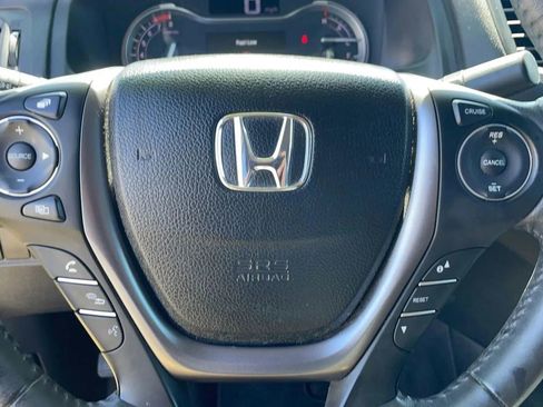 Used 2017 Honda Ridgeline RTL-T image 16