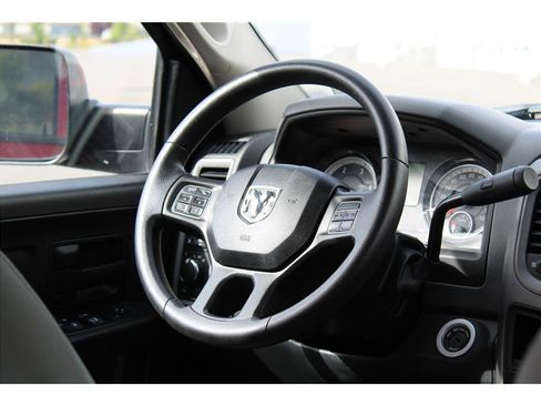 Used 2017 RAM 2500 Tradesman w/ Chrome Appearance Group image 13