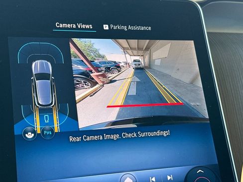 Used 2026 Mercedes-Benz GLC 300 4MATIC image 23