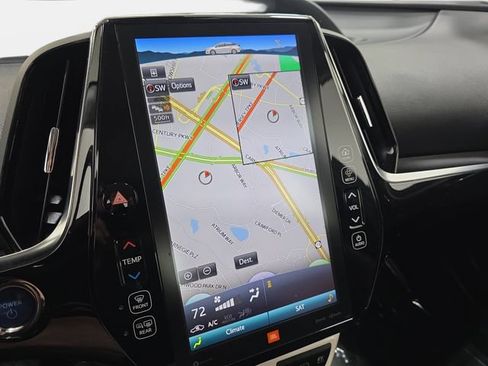 Used 2018 Toyota Prius Prime Advanced w/ Carpet Mat Package FWD image 22