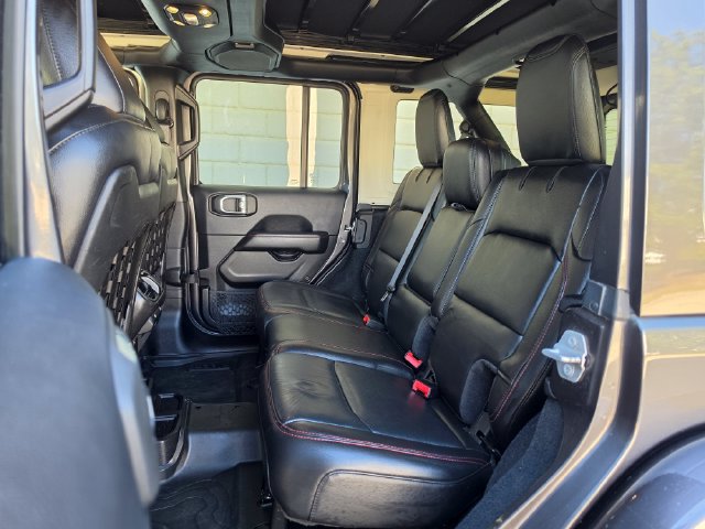 Used 2019 Jeep Wrangler Unlimited Rubicon AWD/4WD image 35