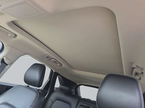 Used 2020 Ford Escape SEL AWD/4WD image 28
