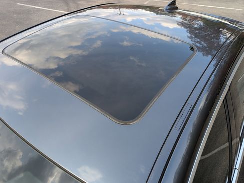 Used 2020 BMW 330i Sedan w/ Driving Assistance Package image 12