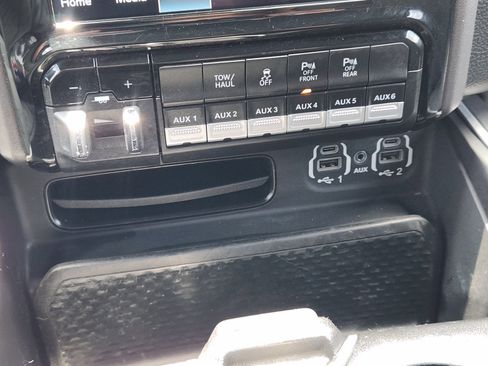 Used 2022 RAM 1500 Big Horn AWD/4WD image 21