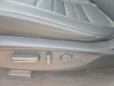 Used 2025 Honda CR-V EX-L image 8