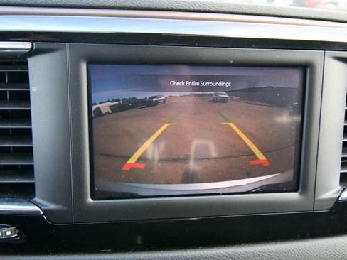 Used 2024 Chrysler Voyager LX FWD image 25