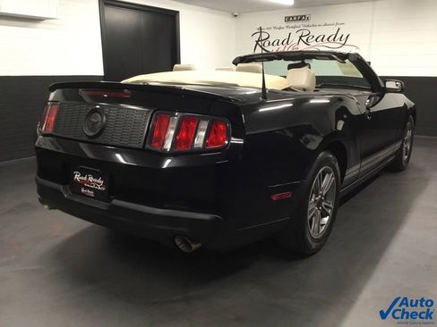 Used 2012 Ford Mustang Premium image 10
