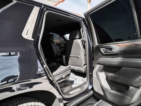 Used 2021 Chevrolet Tahoe LT AWD/4WD image 15