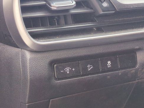 Used 2024 Kia Telluride S w/ S Sunroof Package image 17