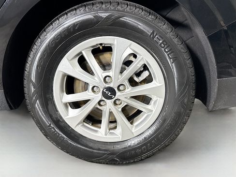 Used 2023 Kia Carnival LX FWD image 37