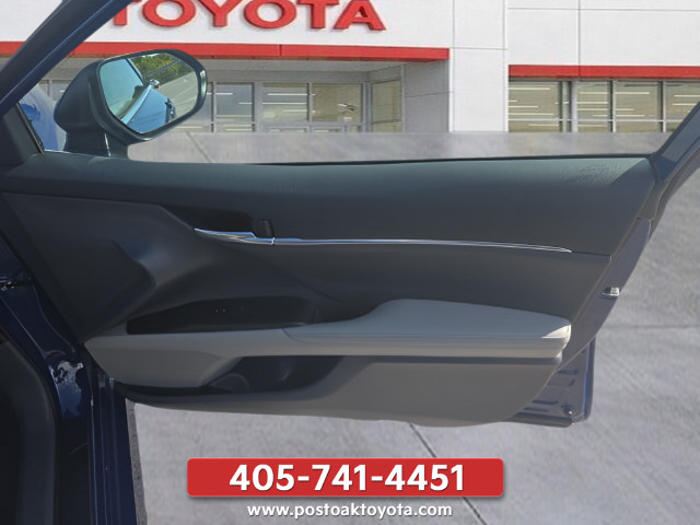 Used 2024 Toyota Camry XLE FWD image 30