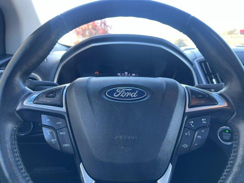 Used 2018 Ford Edge SEL w/ Equipment Group 201A AWD/4WD image 15