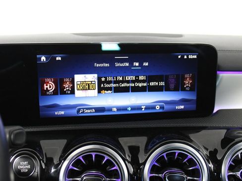 Used 2025 Mercedes-Benz CLA 250 image 17