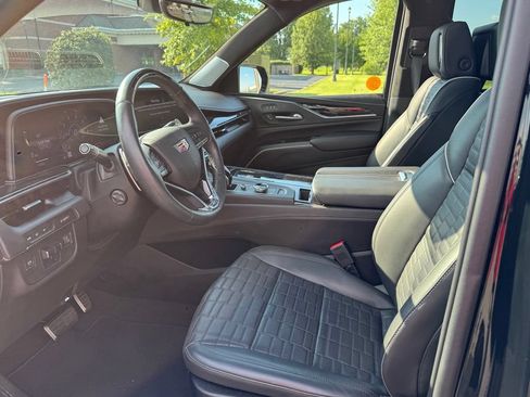 Certified 2023 Cadillac Escalade V AWD/4WD image 12