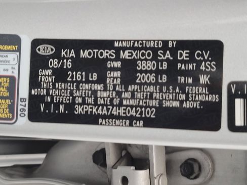 Used 2017 Kia Forte LX FWD image 33