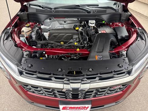 Used 2024 Chevrolet Trax RS w/ Sunroof Package image 22