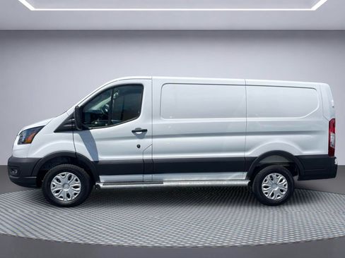Used 2025 Ford Transit 250 Low Roof w/ Exterior Upgrade Package RWD image 3