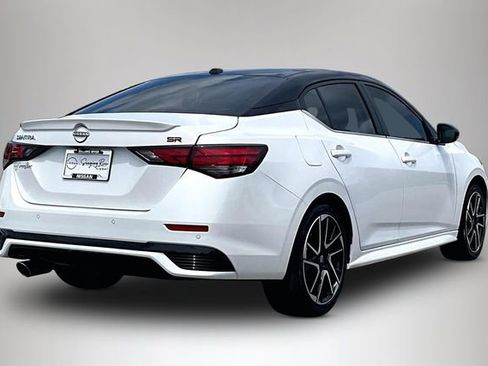 Certified 2025 Nissan Sentra SR w/ Lighting Package FWD image 5