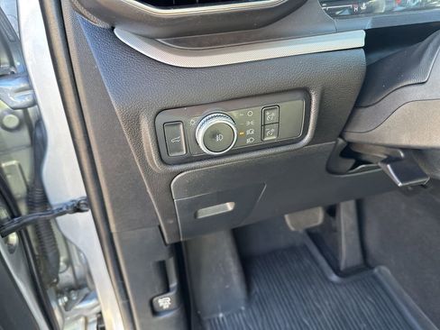 Used 2022 Ford Explorer XLT w/ Equipment Group 202A image 20