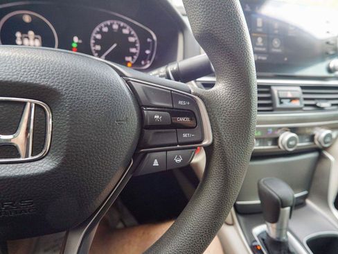 Used 2021 Honda Accord LX image 17