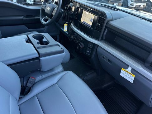 New 2026 Ford F250 XL w/ XL Chrome Package RWD image 13