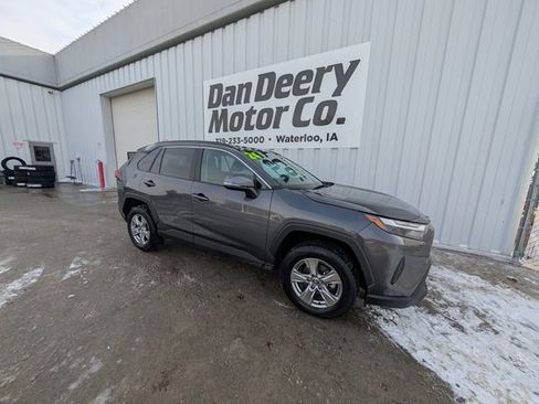 Used 2024 Toyota RAV4 XLE image 33