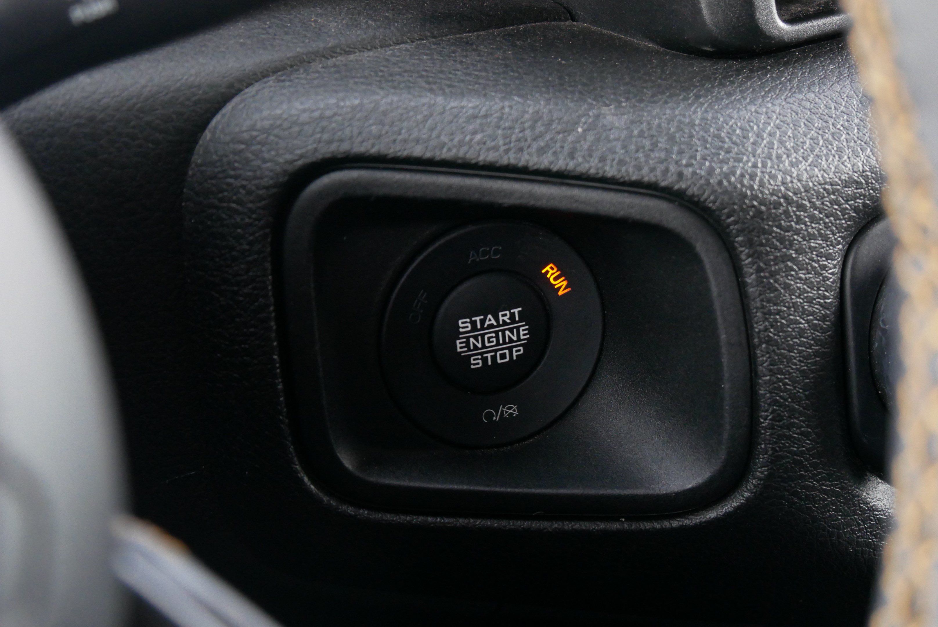 Used 2024 Jeep Wrangler Unlimited Sport AWD/4WD image 26
