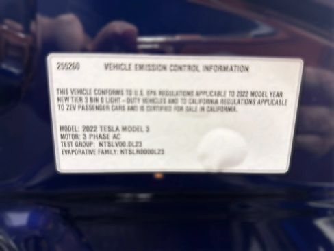 Used 2022 Tesla Model 3 Performance AWD/4WD image 15