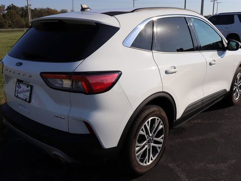 Used 2022 Ford Escape SEL image 16