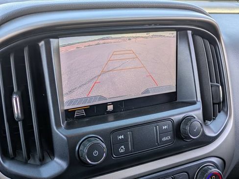 Used 2019 Chevrolet Colorado Z71 RWD image 22