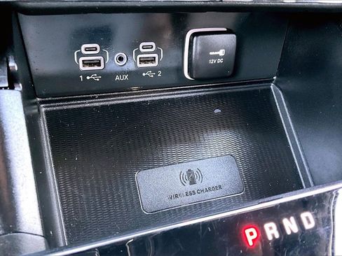 Certified 2024 Jeep Grand Cherokee L Limited w/ Luxury Tech Group II image 34