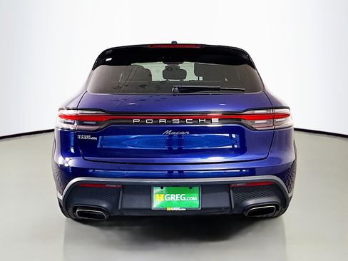 Used 2023 Porsche Macan Base image 8